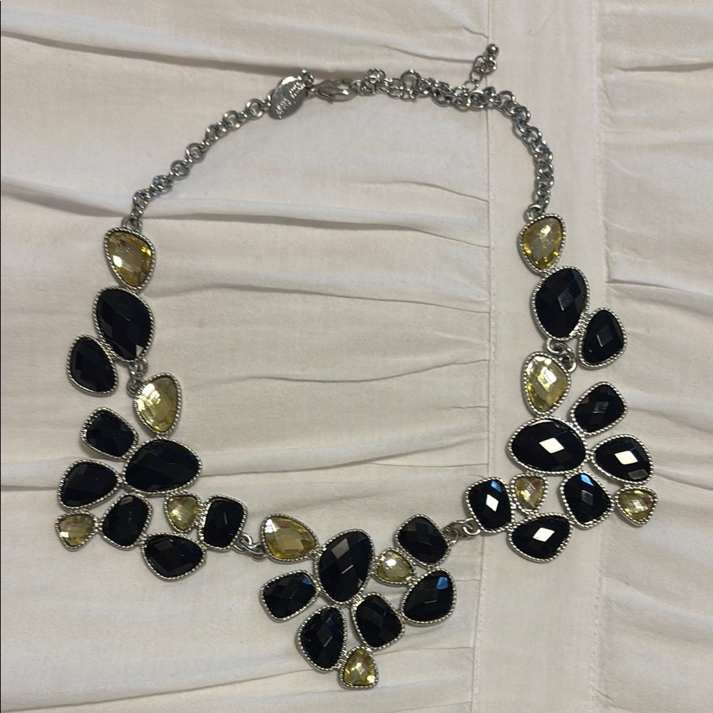 Elegant Black and Gold Statement Necklace